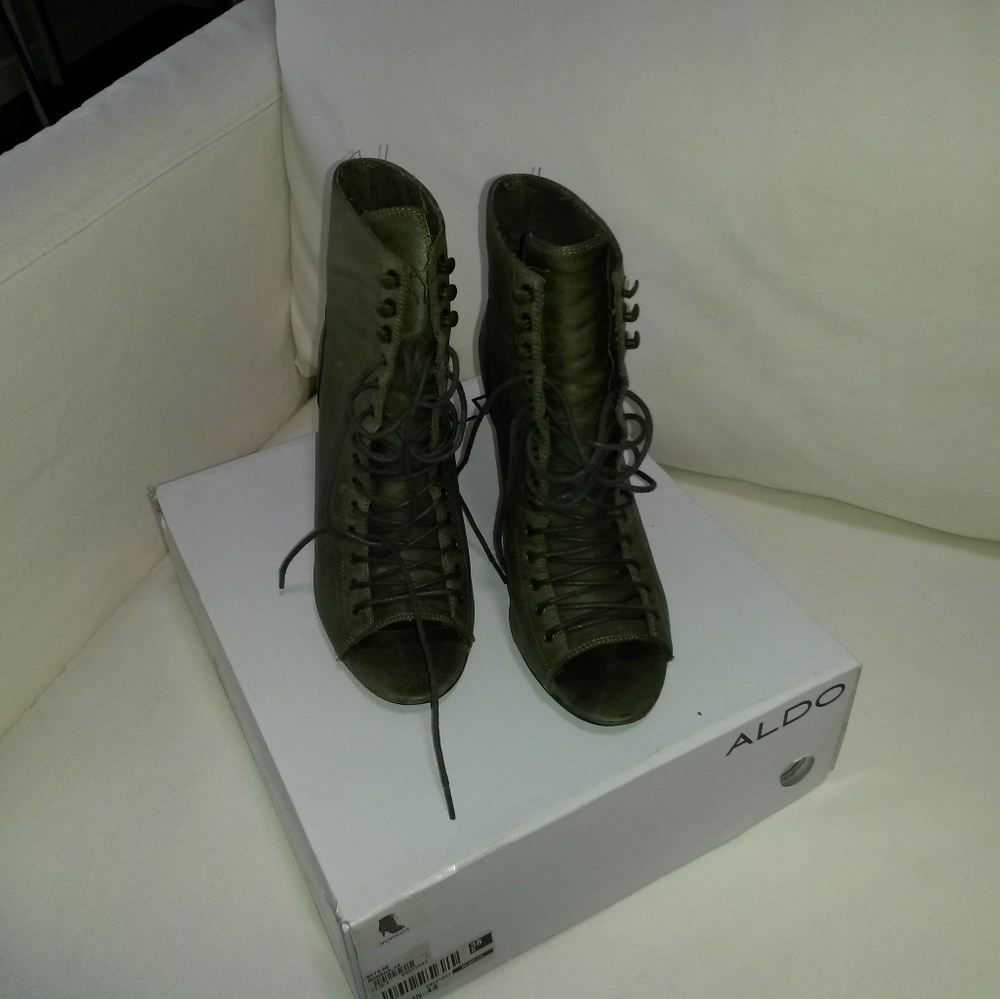 Aldo Lace-up Heels - Picture 4 of 7